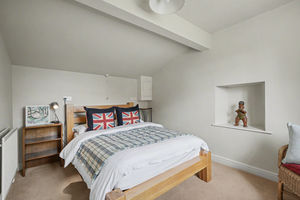 Double bedroom- click for photo gallery